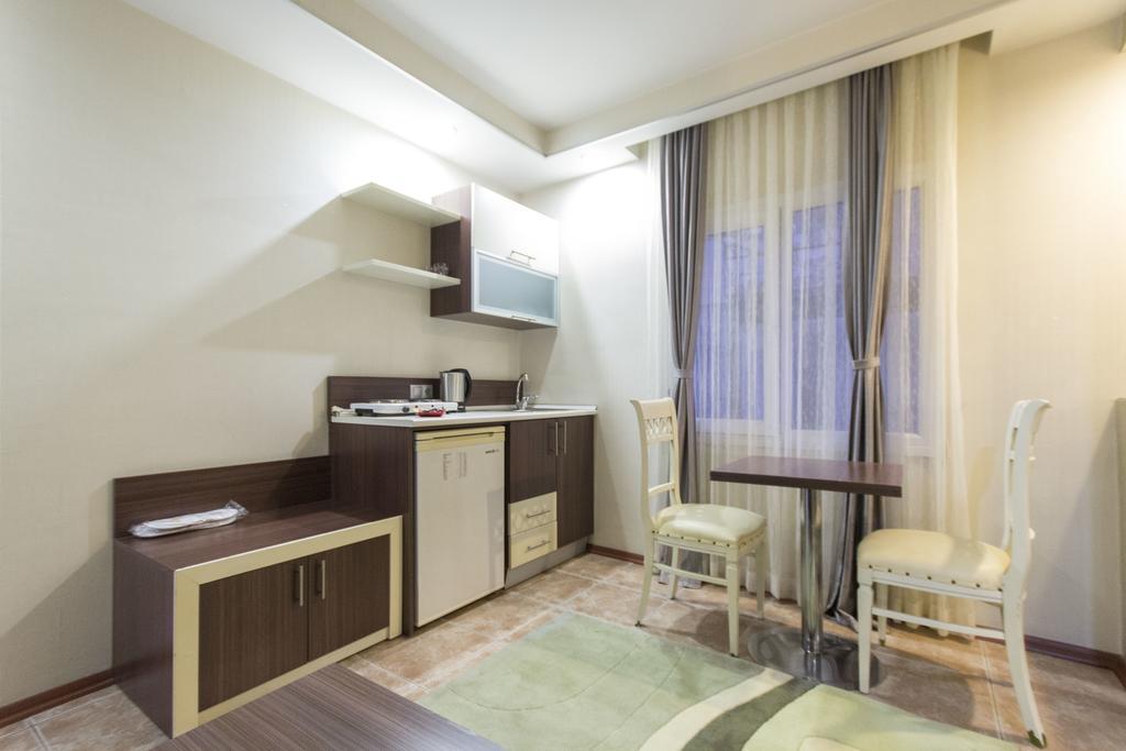 Sari Konak Apart Hotel Adana Szoba fotó