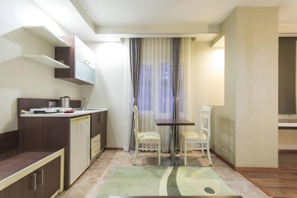 Sari Konak Apart Hotel Adana Szoba fotó