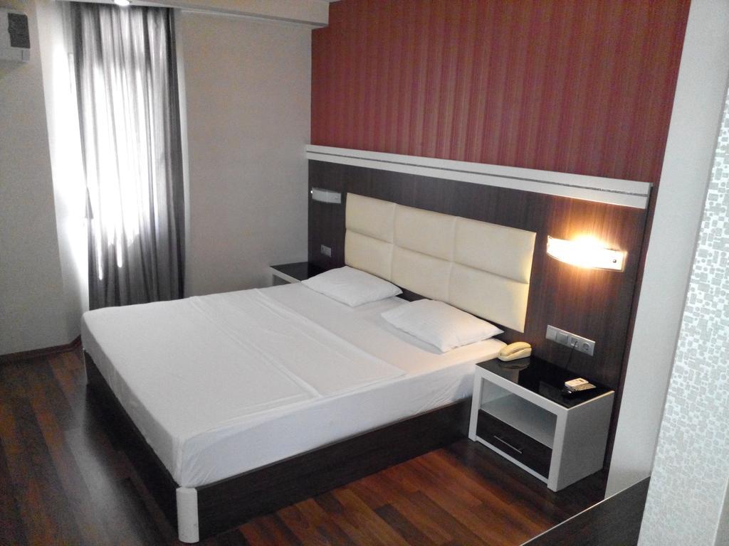 Sari Konak Apart Hotel Adana Kültér fotó